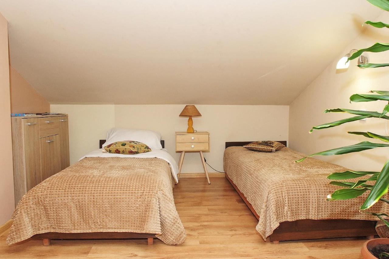 Appartement Agroturystka U Basi à Pietrzykowice  Extérieur photo